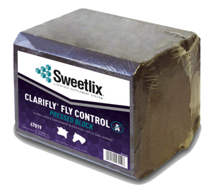 Sweetlix Clarifly Fly Block, 33 LB.