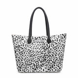 Versa Tote, Carrie Printed with interchangeable Straps