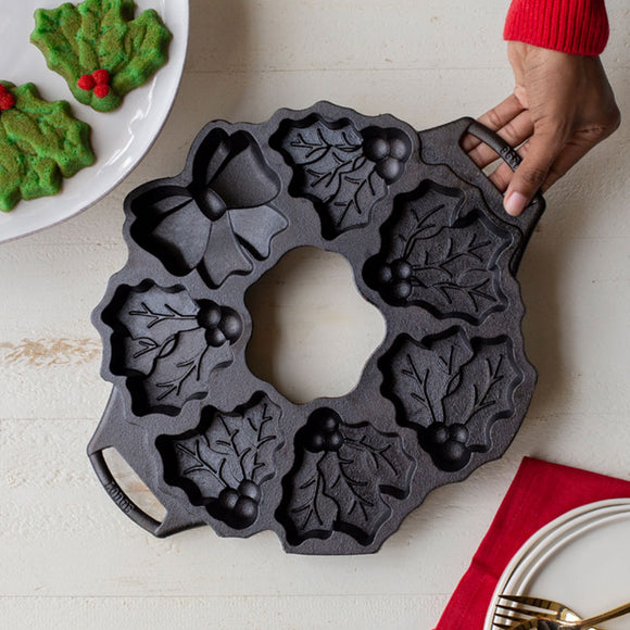 Lodge Cast Iron Holiday Wreath