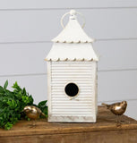 Birdhouse or Birdfeeder with Roof